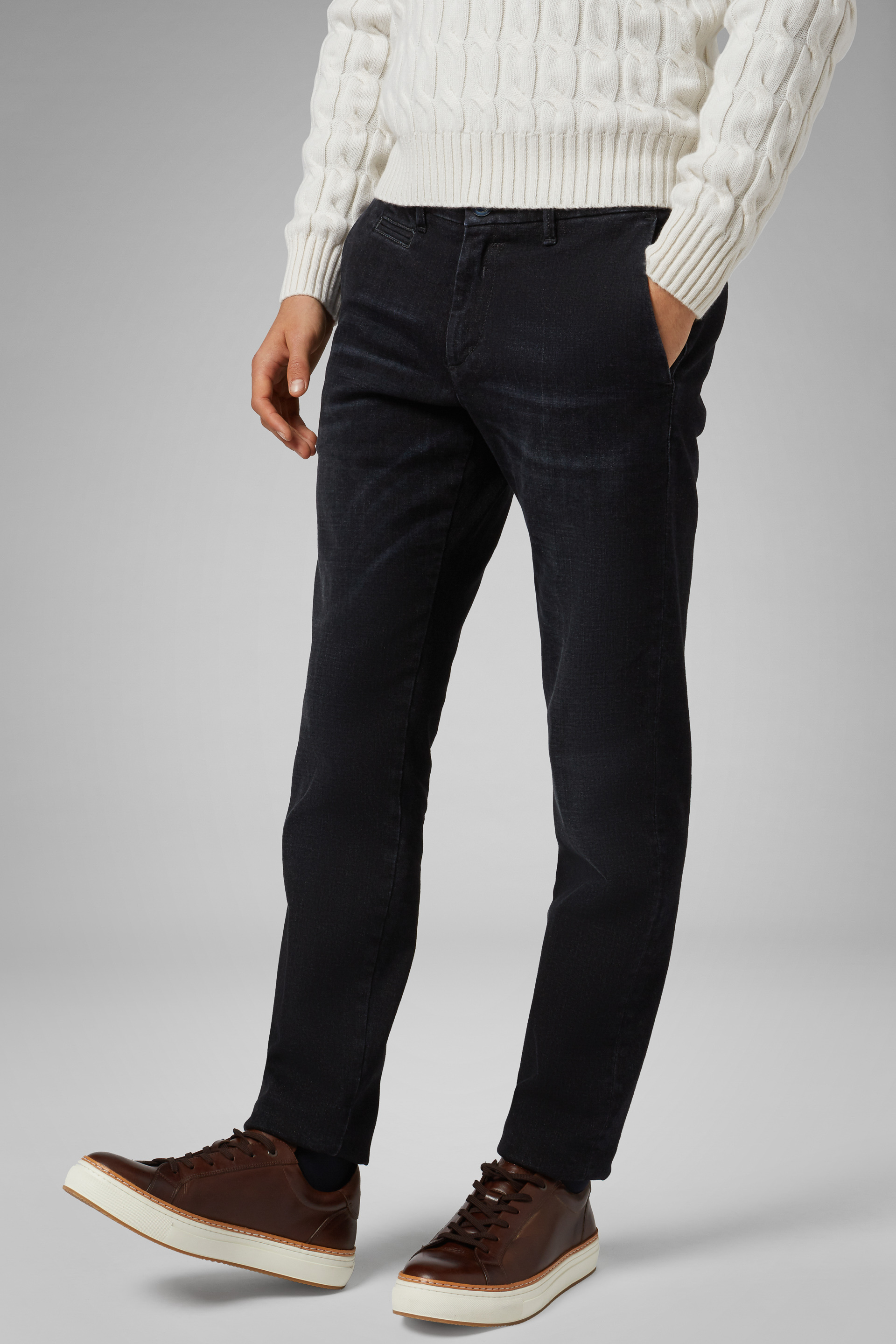 Men's Slim Fit Dark Wash Denim Jeans